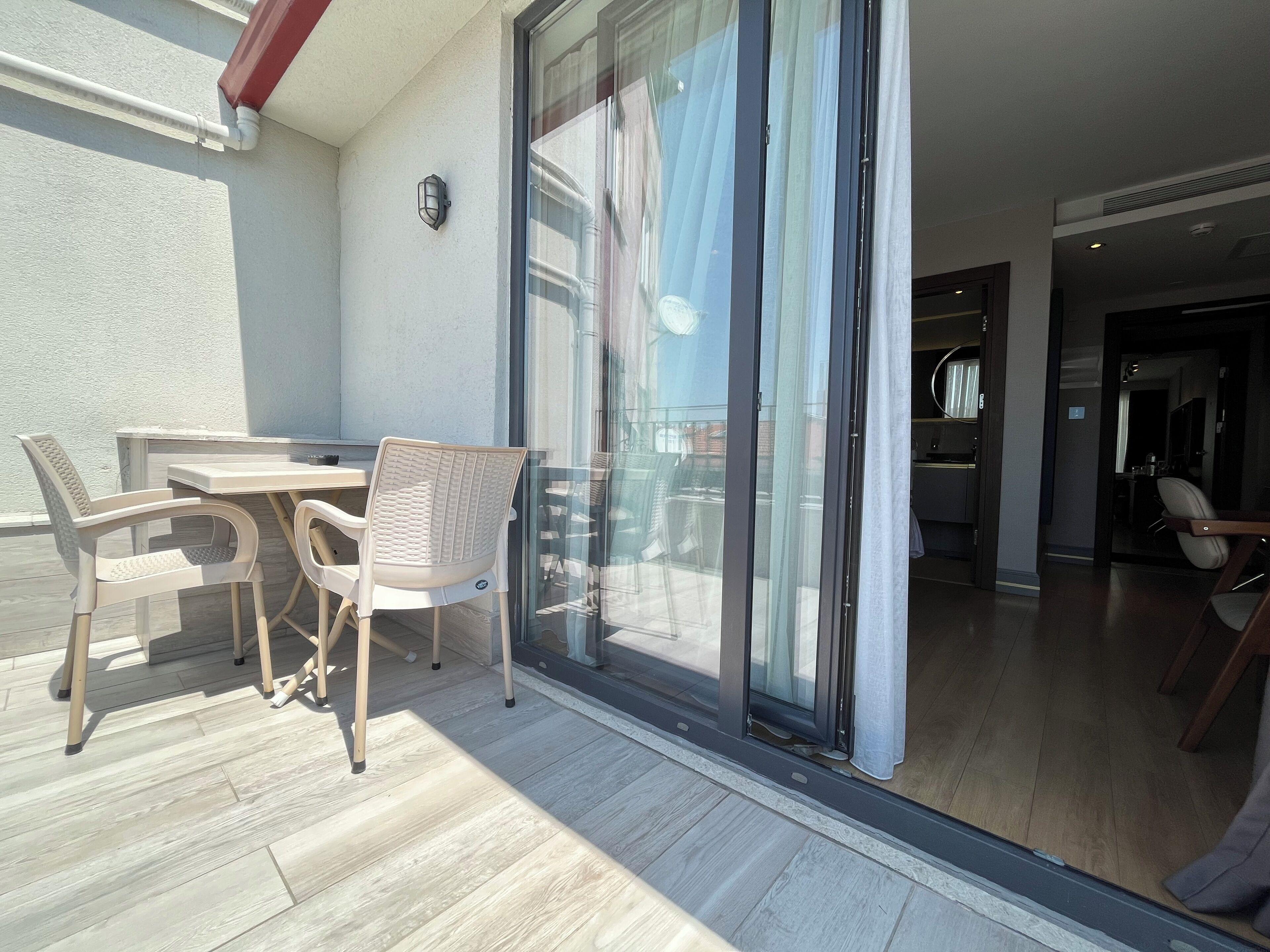 Kings Cross Hotel Istanbul — Photos 1